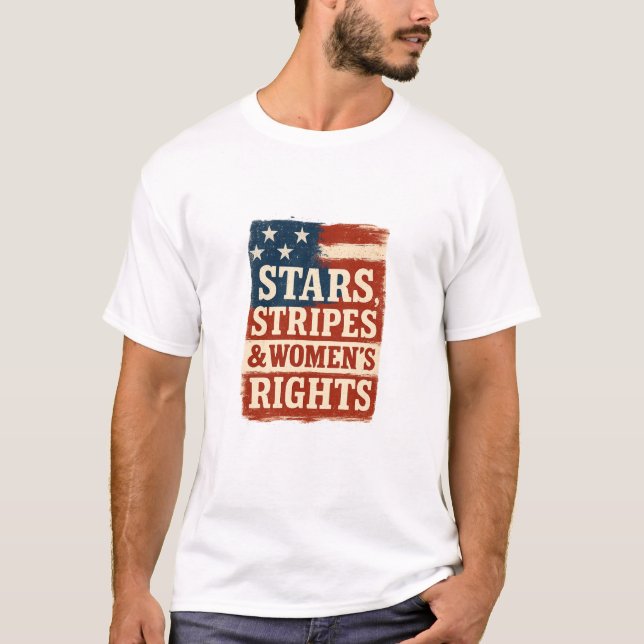 Camiseta Stars, Stripes & Women’s Rights Distressed Flag (Frente)