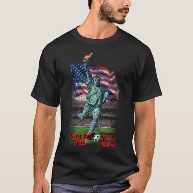 Camiseta Statue of Liberty plays Soccer on a Black (Frente)