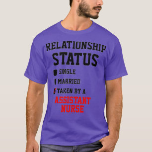 Camiseta Status de Relacionamento de Enfermeiro Assistente