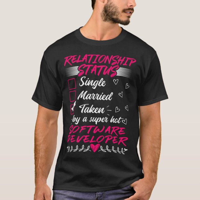 Camiseta Status do Relacionamento do Desenvolvedor de Softw (Frente)