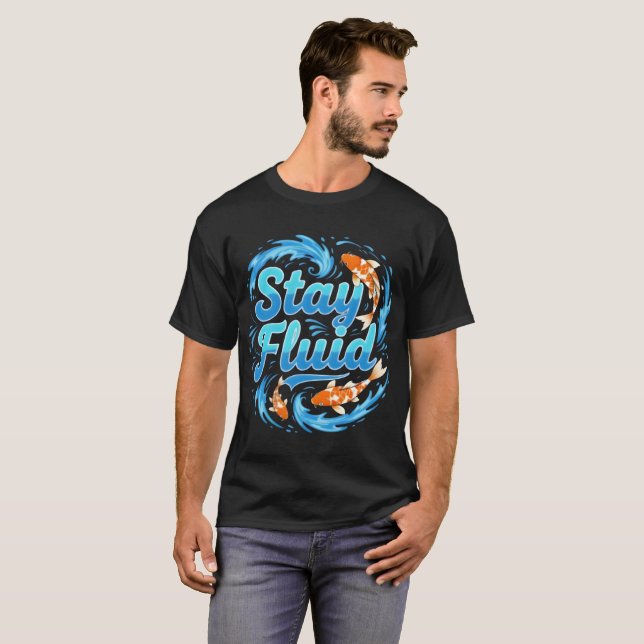 Camiseta Stay Fluid Koi Fish Design (Frente Completa)