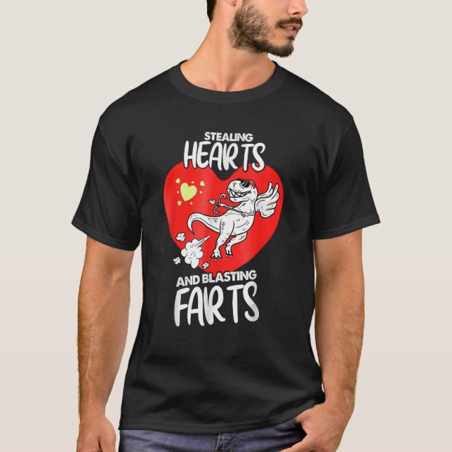 Camiseta Stealing Hearts And Blasting Farts Dino Cupid Vale (Frente)