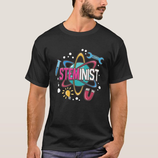 Camiseta Steminist Science Technology Engineering Math STEM (Frente)