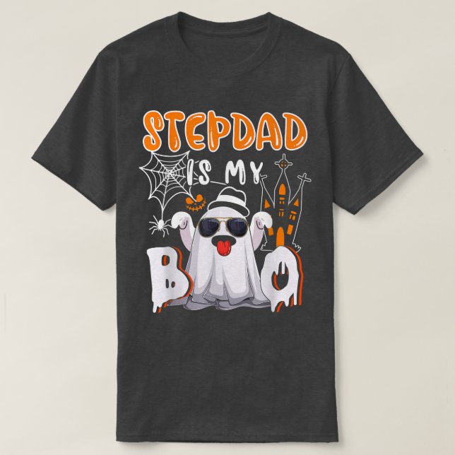 Camiseta Stepdad É O Meu Boo Halloween Boo Fantasma Óculos  (Frente do Design)