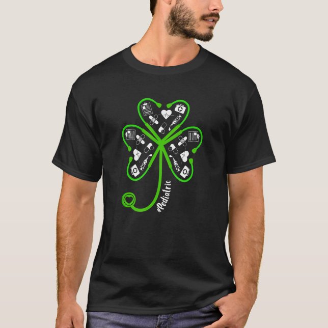 Camiseta Stethoscope Shamrock Pediátrico Enfermeira St Patr (Frente)