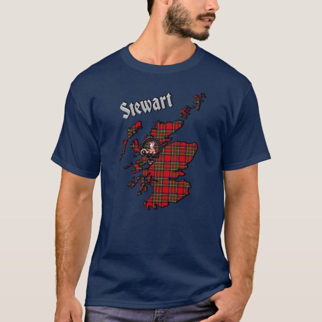 Camiseta Stewart Tartan Map & Crachá T-Shirt (Frente)