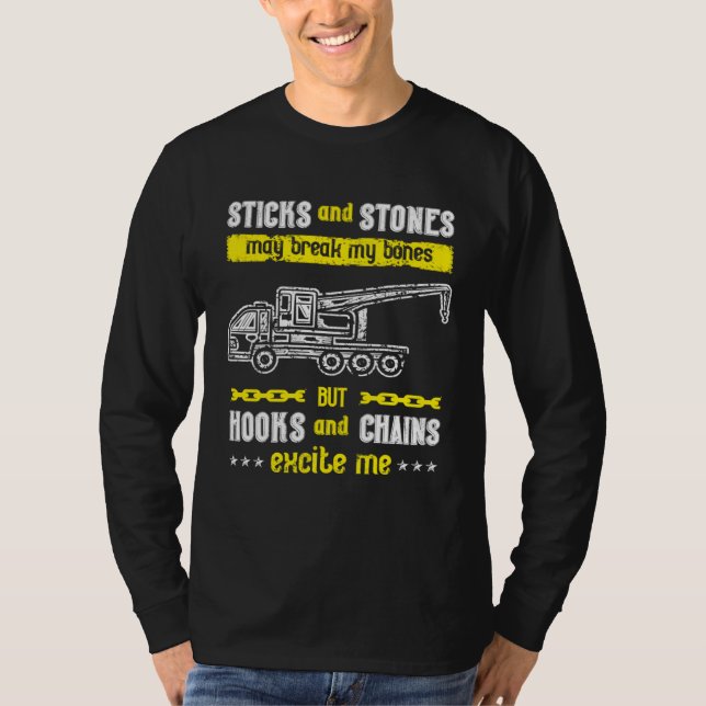 Camiseta Sticks And Stones Hooks And Chains (Frente)