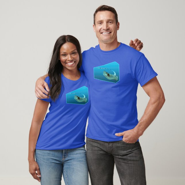 Camiseta Stingray se movendo! fundo azul gradiente design | (Unissex)