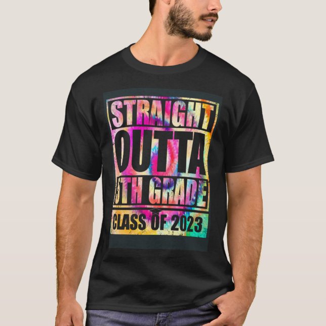 Camiseta Straight Outta 5th Grade Great Graduation   1 (Frente)