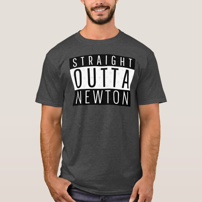 Camiseta Straight Outta Newton Massachusetts (Frente)