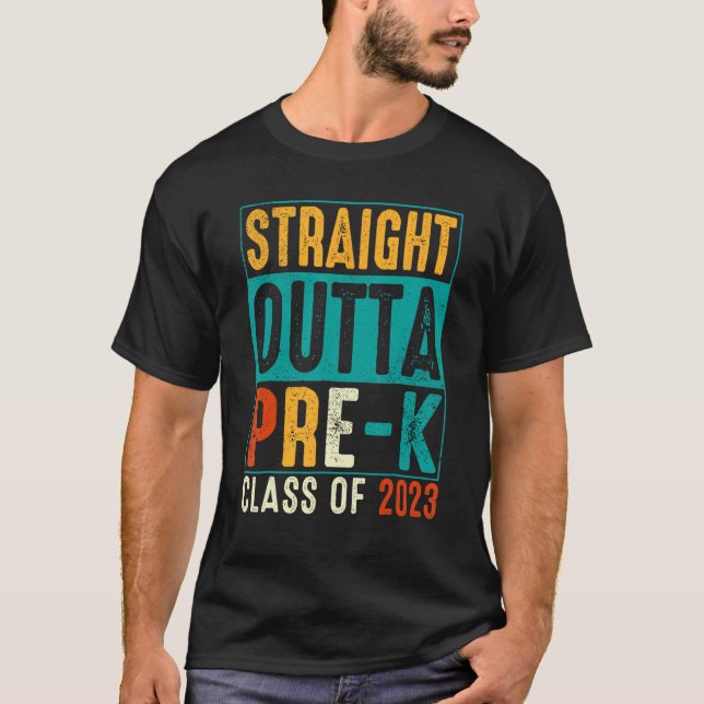 Camiseta Straight Outta Pre K Preschool Graduation (Frente)