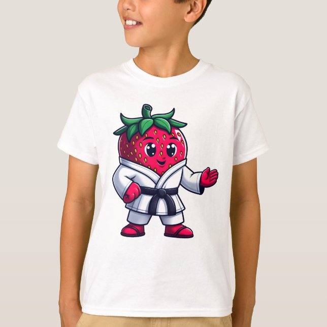 Camiseta Strawberry Sensei: Ensinando Movimentos e Berry Go (Frente)