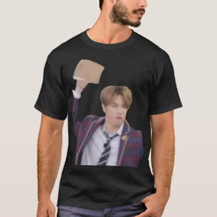 Camiseta Stray Kids Hyunjin Book Memory Sticker.png