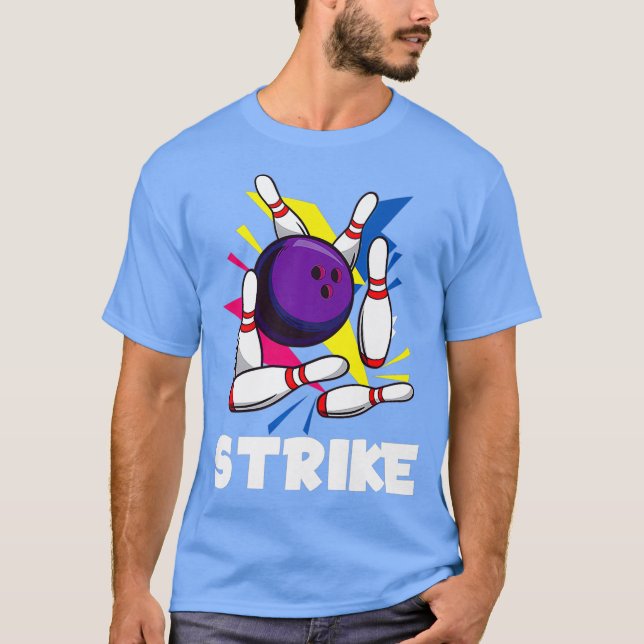 Camiseta Strike Funny Graphic Bowling Strikes League (Frente)