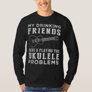 Camiseta Strum & Sips: Meus Amigos do Bebendo e seu Ukulel