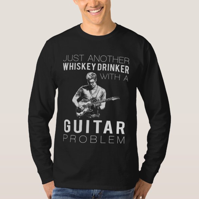 Camiseta Strums & Sips: Apenas outro Drinker Whiskey com um (Frente)