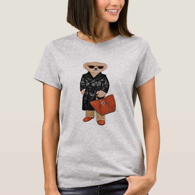 Camiseta Stylish Teddy Bear Chic Trench Coat Bear Graphic (Frente)