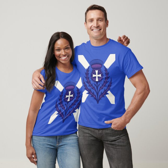 Camiseta Stylized Thistle St Andrews Cross and Saltire (Unissex)