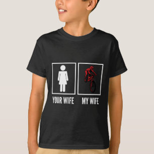 Camiseta Sua Esposa Minha Esposa Ciclista de Moto Ciclismo