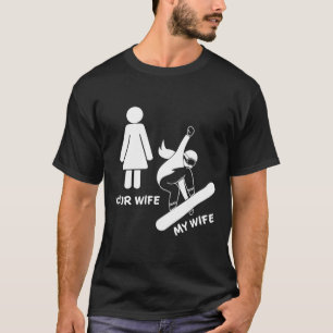 Camiseta Sua Esposa, Minha Esposa, Snowboarder - Gif