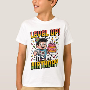 Camiseta Suba de Nível É Meu Aniversário Estilo Cartoon Nos