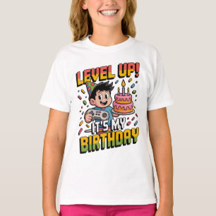 Camiseta Suba de Nível É Meu Aniversário Estilo Cartoon Nos