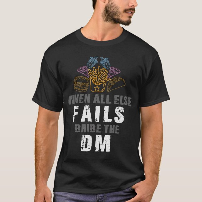 Camiseta suba o dm para dragões rpg Monster dungeon Rolep (Frente)