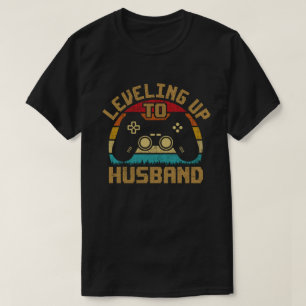 Camiseta Subindo de Nível Para Noivo Marido Para Ser Soltei