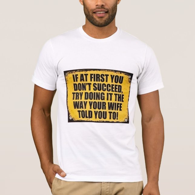 Camiseta Succeed saucy fun sign (Frente)