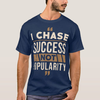Camiseta Sucesso de Cotação de Motivação Eu busco Sucesso n