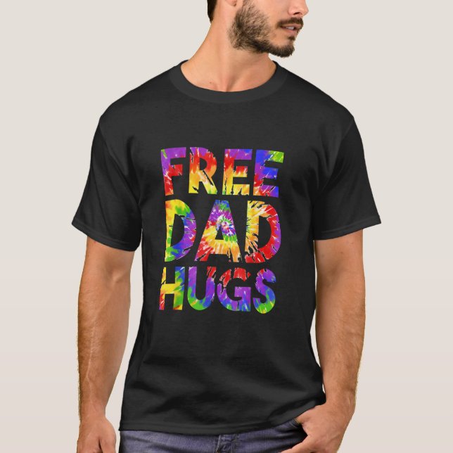Camiseta Sugestões do Hetero Gratuito Abraços de Pai Gratui (Frente)