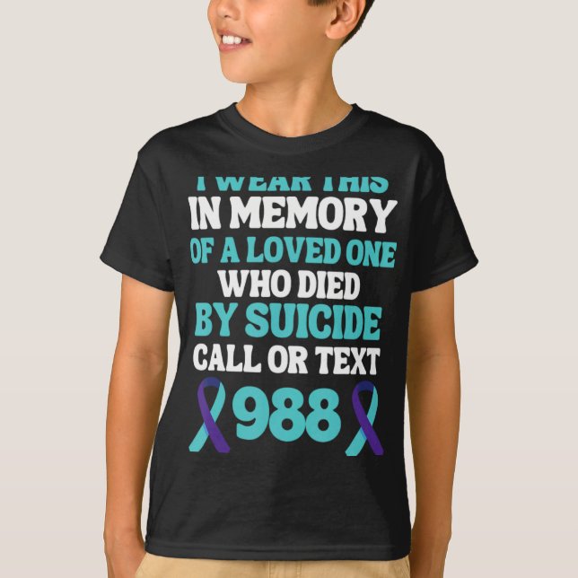 Camiseta Suicide Prevention 988 Hotline In Memory Of Loved  (Frente)