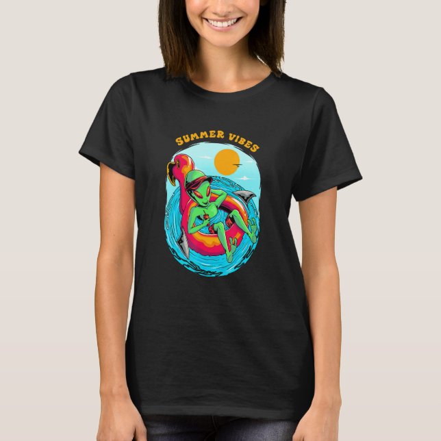 Camiseta Summer Vibes Alien Resting in the Beach Vacation B (Frente)
