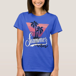 Camiseta Summer Vibes Retro Sunset e Palmeiras Mulheres