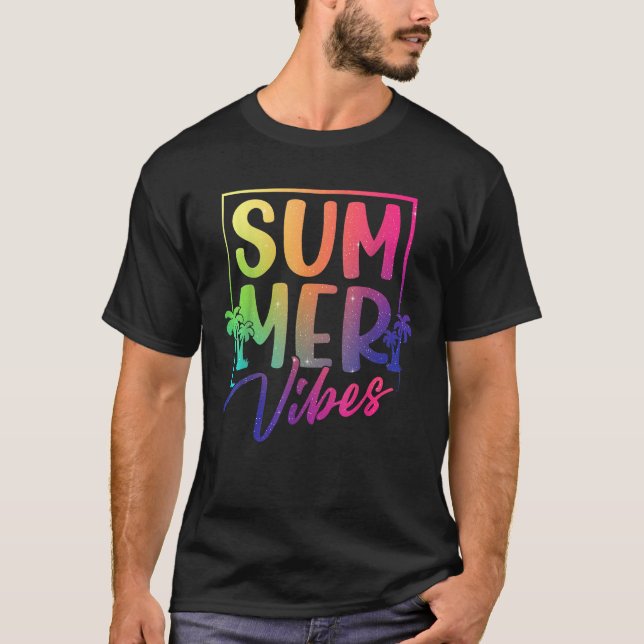 Camiseta Summer Vibes Retro Tropical Sunset Palm Treine Bea (Frente)
