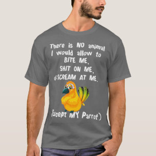 Camiseta Sun Conure Parakeet Biting Gritando