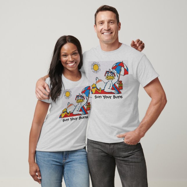 Camiseta Sun Your Buns Vacation Humor (Unissex)