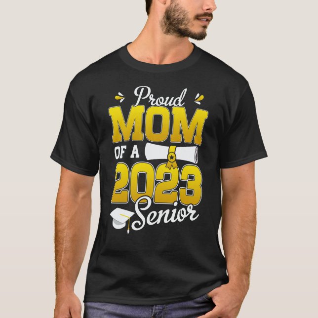 Camiseta Sunflower 2023 Proud Mom Of A 2023 Senior Graduati (Frente)