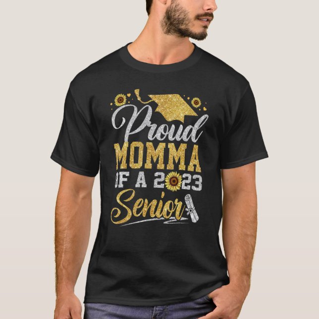 Camiseta Sunflower 2023 Proud Momma Of A 2023 Senior Gradua (Frente)