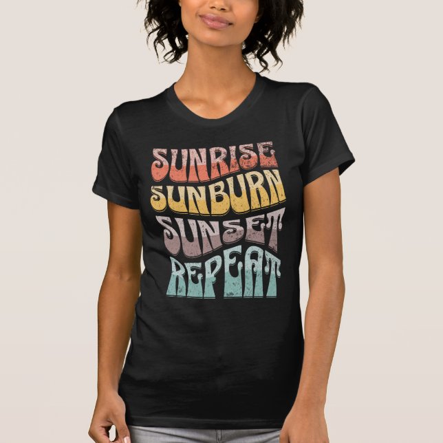 Camiseta Sunrise Sunset Repetir (Frente)
