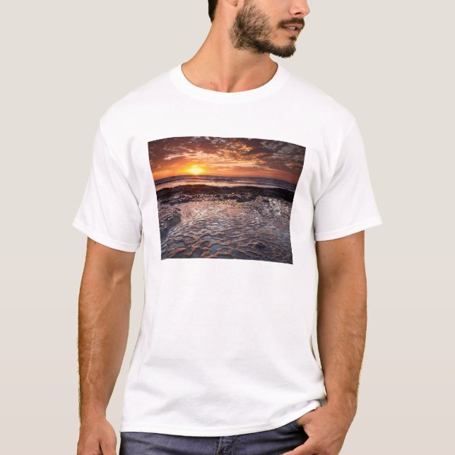 Camiseta Sunset na praia, Califórnia (Frente)