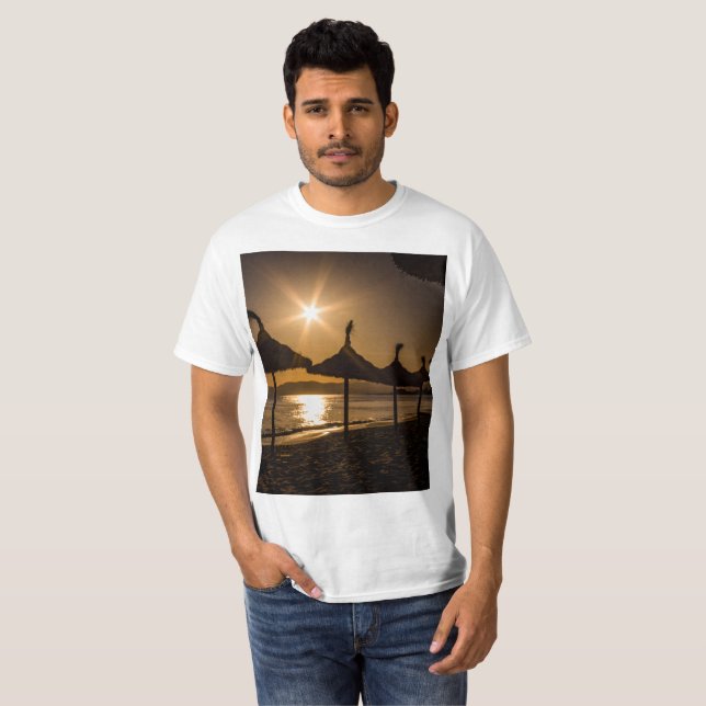 Camiseta Sunset na praia, Maiorca, Espanha (Frente Completa)
