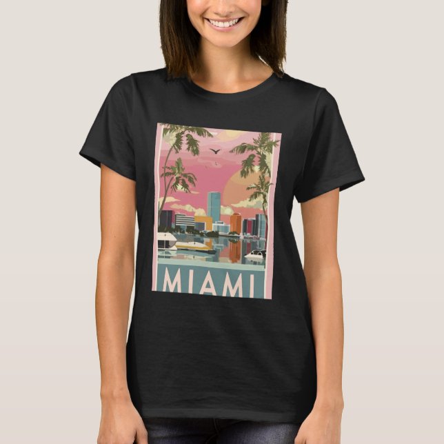Camiseta Sunset Sky Over Miami Skyline & Palm-Lined Bay Tra (Frente)