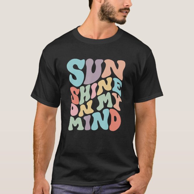 Camiseta Sunshine Na Minha Mente Vai Lá Fora Acampando Natu (Frente)