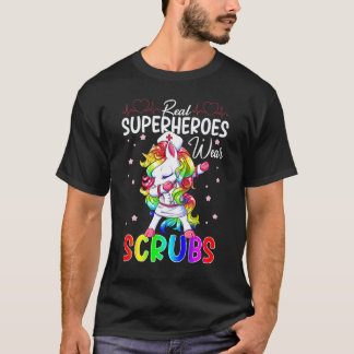 Camiseta Super-heróis reais usam enfermeiros de batas de Da