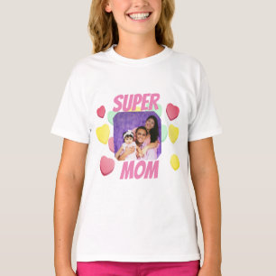 Camiseta Super Mãe Rosa e corações coloridos   DIA DE AS MÃ