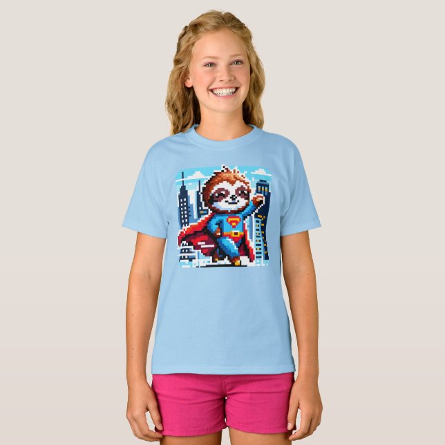 Camiseta Super Sloth Funny Pixel Art Hero Cityscape Design (Frente Completa)