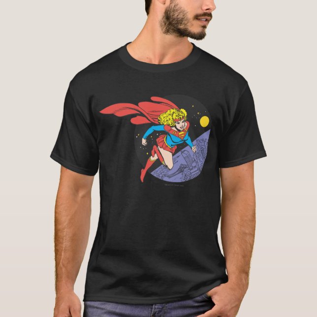 Camiseta Supergirl salta no espaço (Frente)