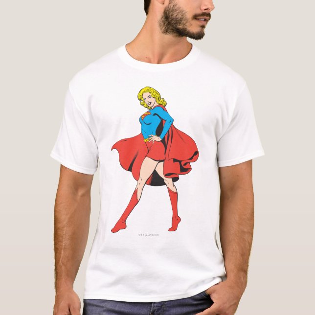 Camiseta Supergirl Strikes a Pose (Frente)