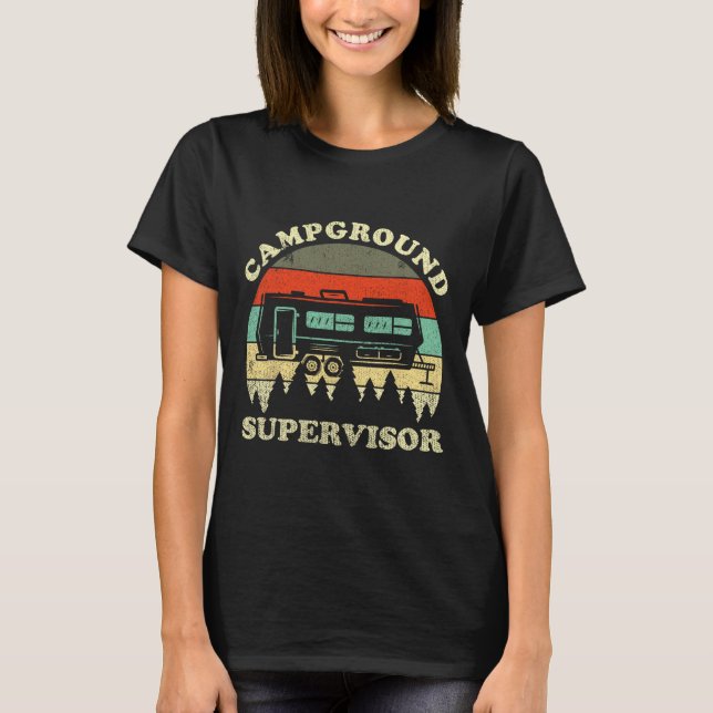 Camiseta Supervidor de Camping Familiar Marido e Mulher (Frente)